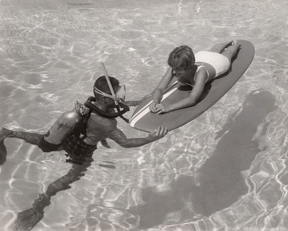 SwimmingLessons_1960s_walker